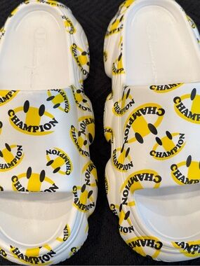 Champion Meloso Squish Smile White & Yellow Logo Slide Sandals - Women 9/Men 7.5